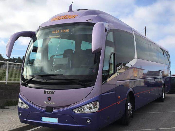 Vehicles / Flota 6 Autocar 59 places + guia