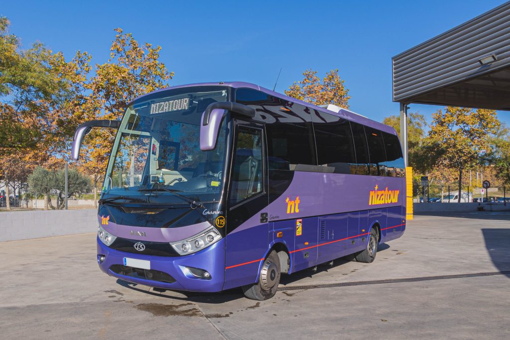 Detalle alquiler microbus-GD1A4220